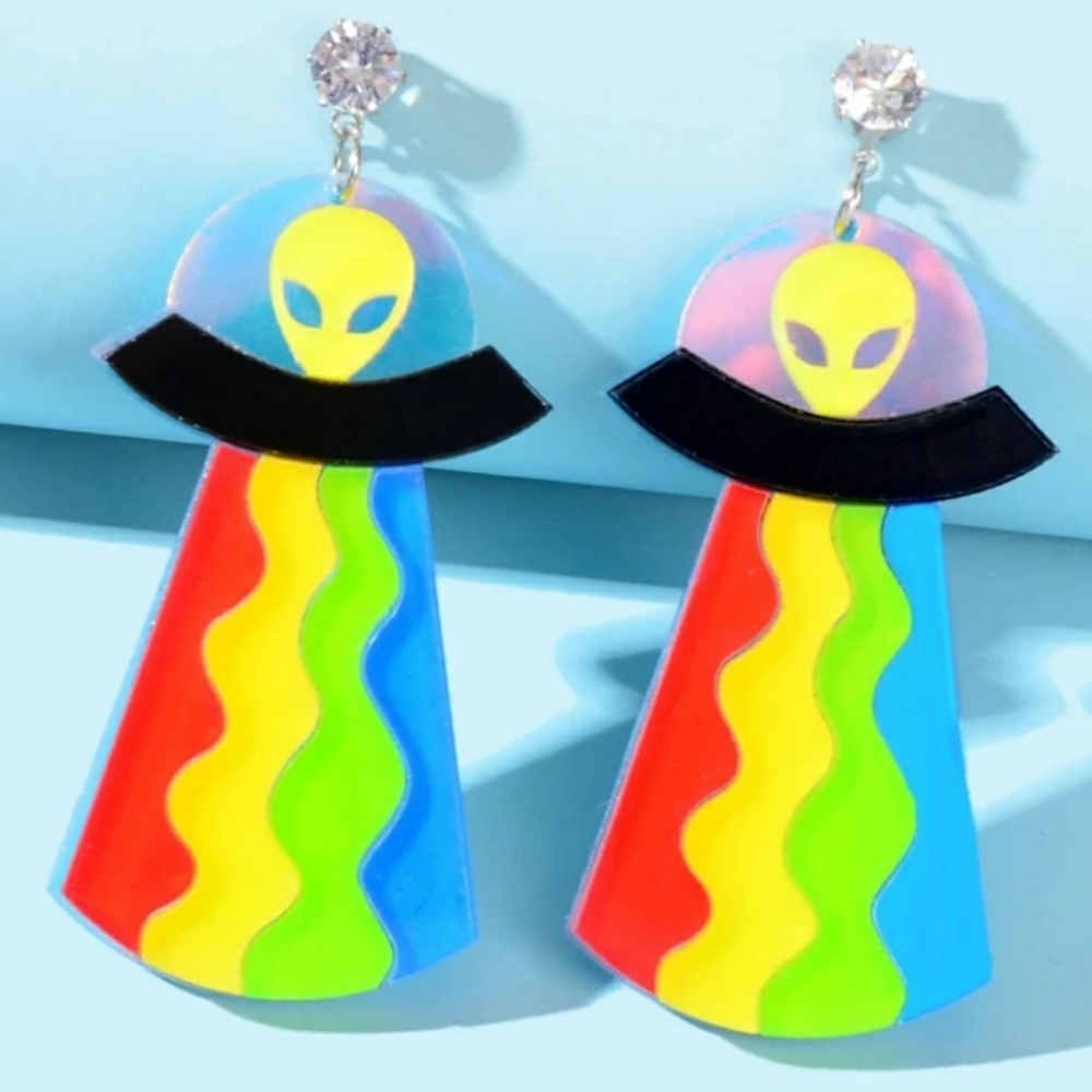 3/$25 Alien earrings